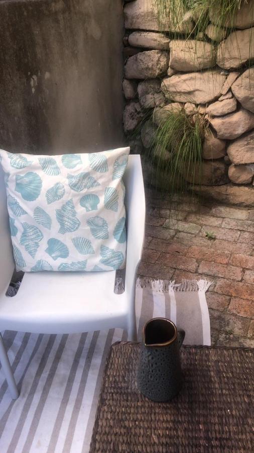 Independent Quaint Flat, Close To Beach Cidade Do Cabo Exterior foto